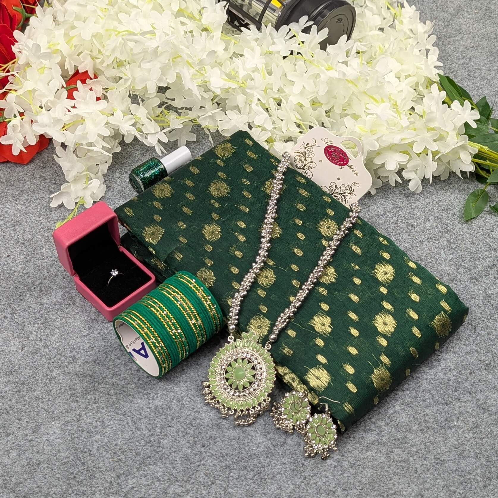 Premium Jamdani Saree Gift Combo - Image 2